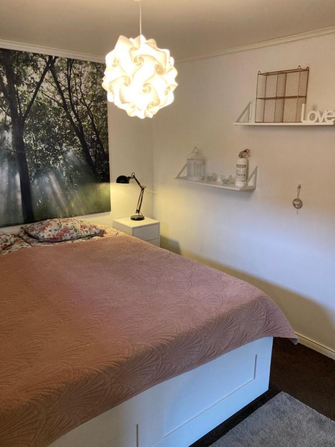 Fint Boende I Vackra Marielund Uppsala Exterior photo
